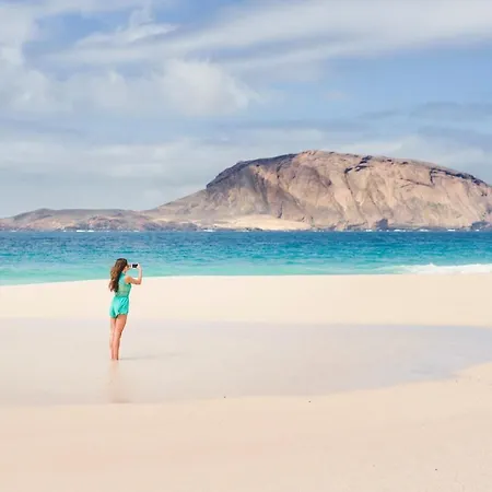 La Graciosa Punta Caracol * Caleta de Sebo
